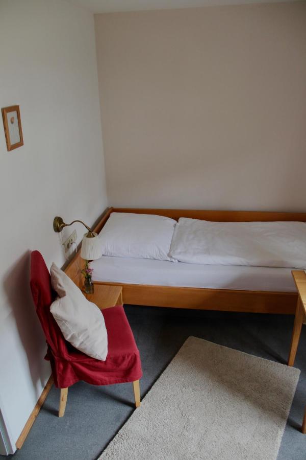 Hotel Schildwirtschaft Zum Rothen Ochsen Laupheim Zewnętrze zdjęcie