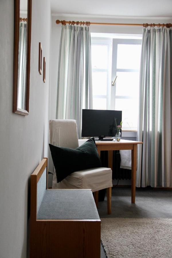 Hotel Schildwirtschaft Zum Rothen Ochsen Laupheim Zewnętrze zdjęcie